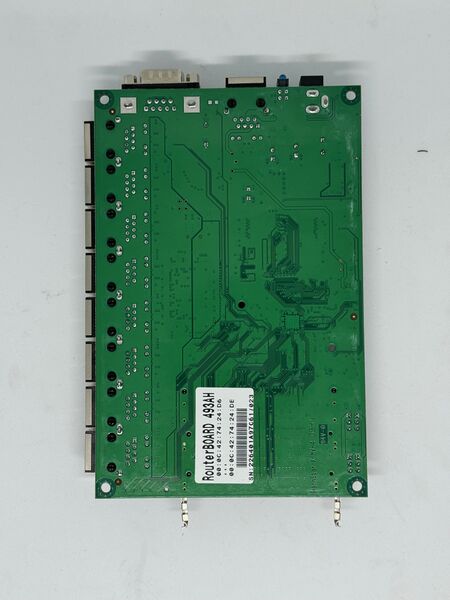 File:MikroTik RouterBOARD 493AH Bottom.jpeg